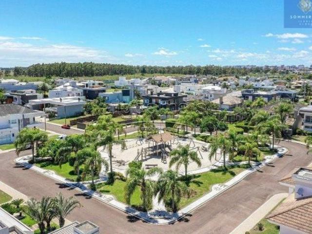 Casa no condomínio fechado Velas da Marina