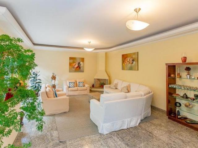 Casa no condomínio Residencial Morumbi para venda com 5 quartos, sendo 3 suítes, 425m²