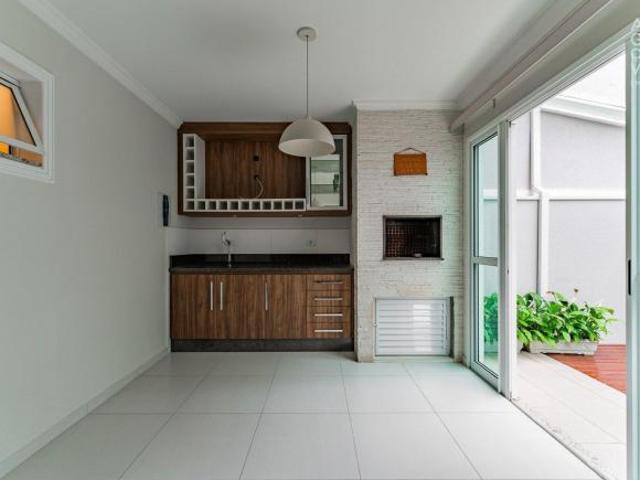 Casa no Condomínio Zandoná, 03 Quartos, 02 Vagas, Churrasqueira a Carvão, Jardim das Américas, Curit