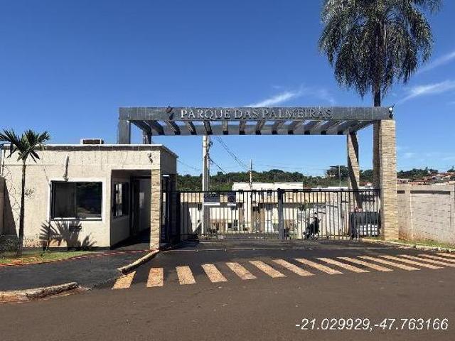 Casa no Desmembramento Castilhano, Jardinópolis SP
