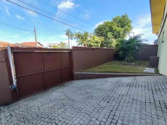 Casa no guanabara com 5 quartos para venda, 629 m²