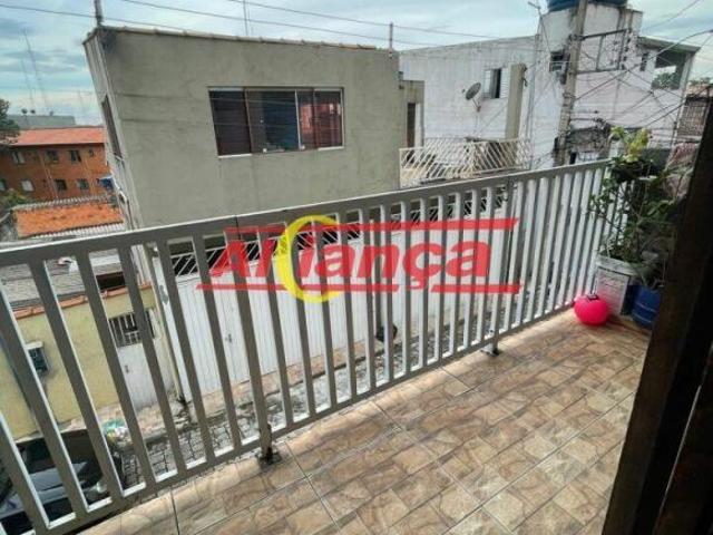 CASA NO GOPOÚVA COM 2 CASAS NO TERRENO OPORTUNIDADE ACEITA PERMUTA