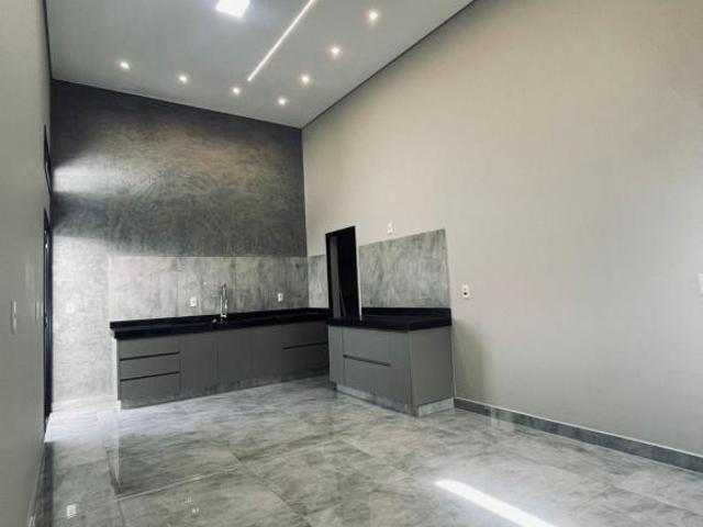 Casa no Jardim Ana Helena por R$ 990.000,00