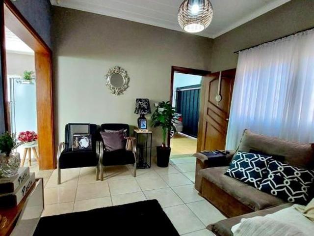 Casa no Jardim Flórida por R$ 599.000,00