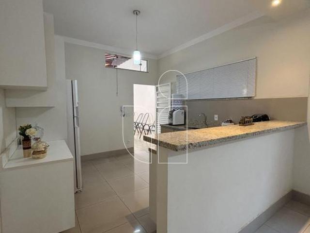 Casa no Jardim Parati · 3 Quartos · Piscina · Marília