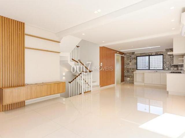 Casa no La Vie Água Verde Townhouse