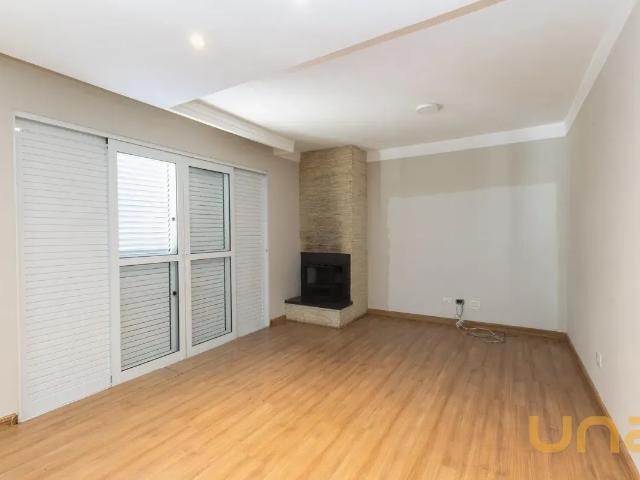 Casa para alugar 2 quartos, 310 m² em Lindóia, Curitiba