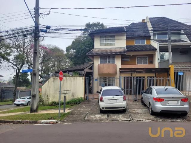 Casa no São Francisco de 200 m² com 3 quartos