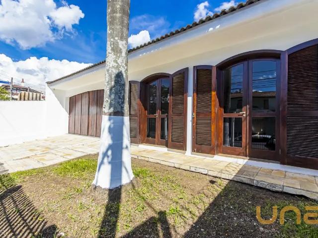Casa no São Lourenço de 246.75 m² com 5 quartos