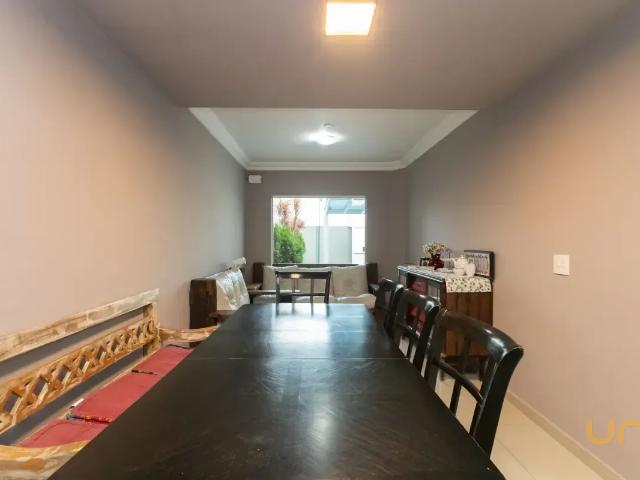 Casa no Santa Felicidade de 170 m² com 3 quartos