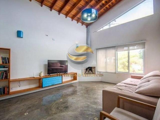 Casa no Terras de Santa Adélia | 3 Dormitórios | 484m² de Terreno