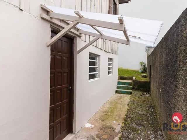 Casa no Vista Alegre de 38 m² com 1 quarto
