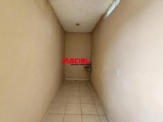Casa no 31 de Março! 2 Dormitórios! Oportunidade!