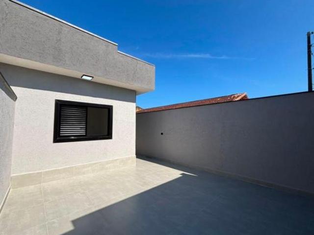CASA NOVA COM PISCINA COM SUITE ACEITA FINANCIAR