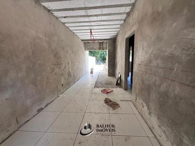 Casa nova com quintal em Pontal do Sul