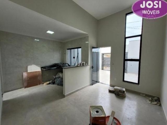 Casa Nova com 3 Quartos e Suíte com 2 Garagem no Residencial Júlio Alves em Alfenas