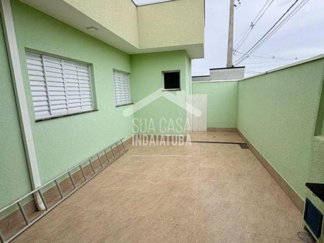 Casa nova com 3 quartos no Jardim Casablanca