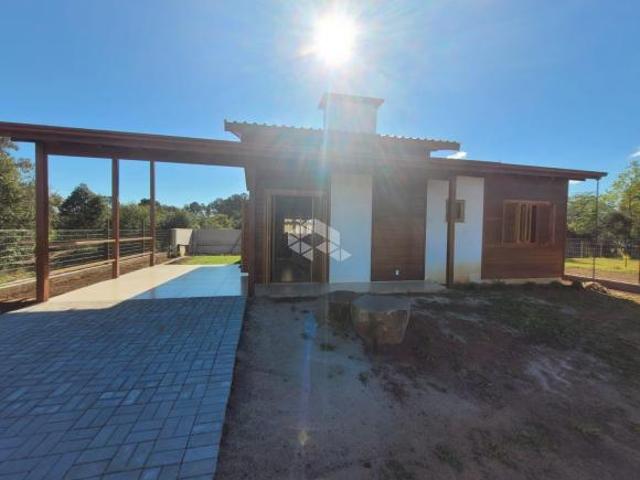 Casa Nova à Venda com 2 quartos, sendo 1 suíte em Itaara / RS