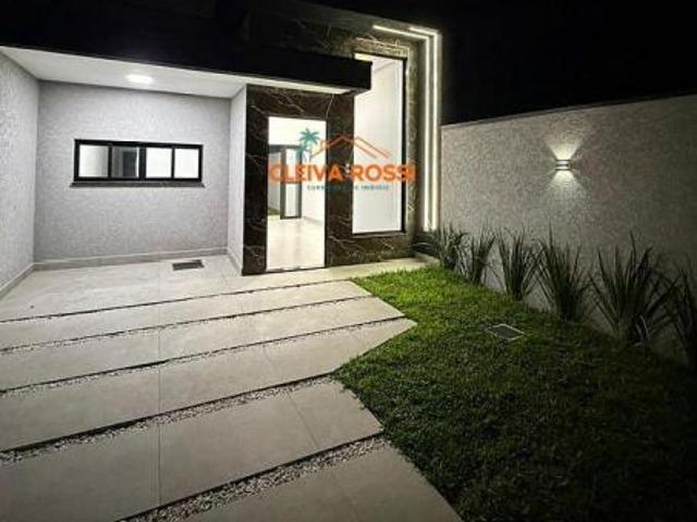 Casa Nova a Venda com Suíte e Piscina  Matinhos
