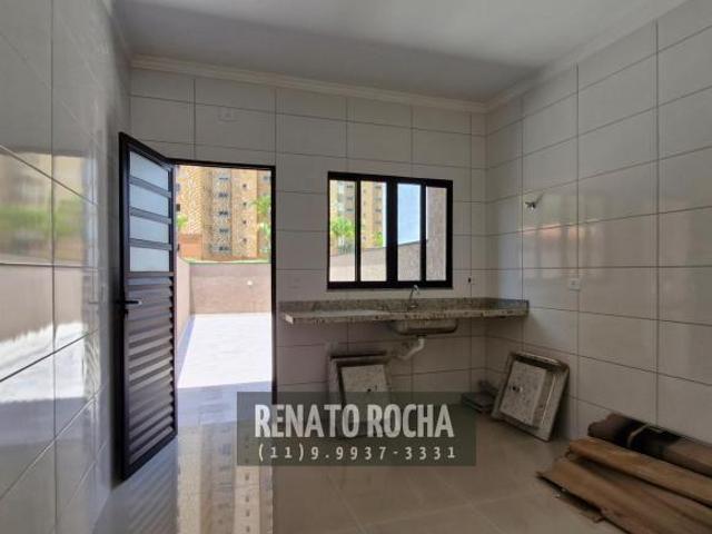 Casa nova à venda no Butantã, 2 suítes, 2 vagas
