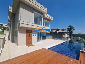 Casa Nova à Venda no Condomínio Gênesis II sendo 490m² de Terreno