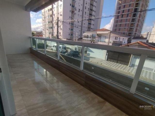 Casa nova de condomínio à venda no Guilhermina, em Praia Grande SP