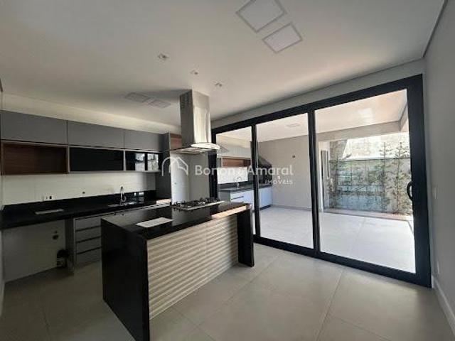 Casa Nova de Alto Padrão com Piscina e Espaço Gourmet Próxima à Campinas