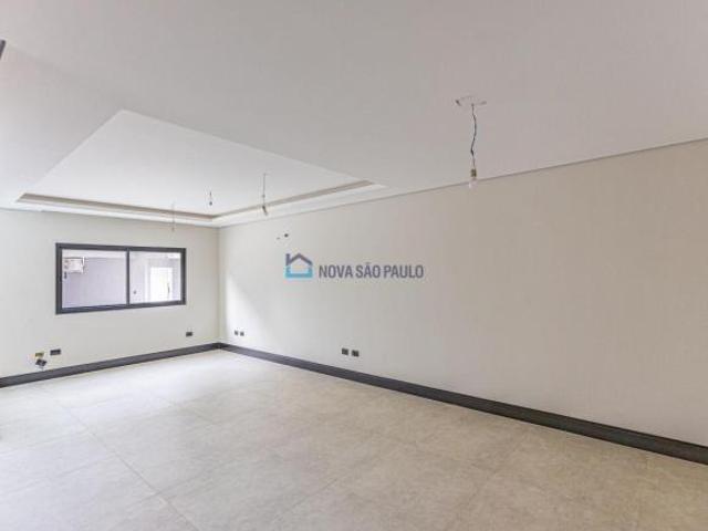 Casa Nova em Condomínio | 4 Suítes | 235m² | Jardim Prudência