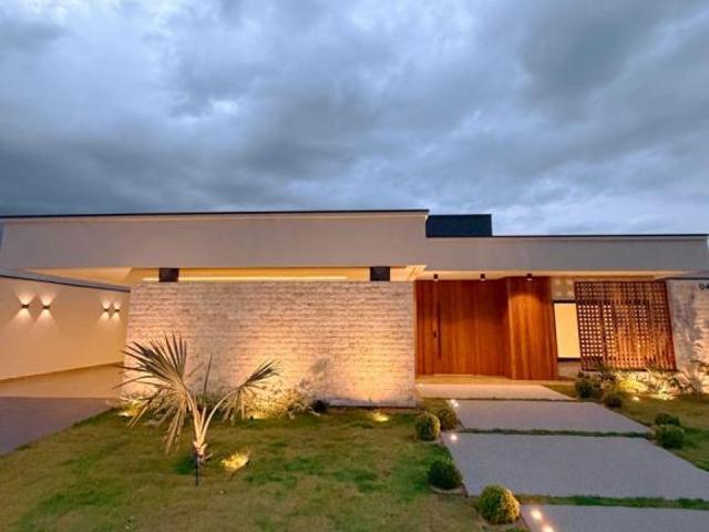 Casa Nova em Condomínio LT 700m² C/300m² Construído 3 Suítes plenas+ Escritório Paranoá Financia