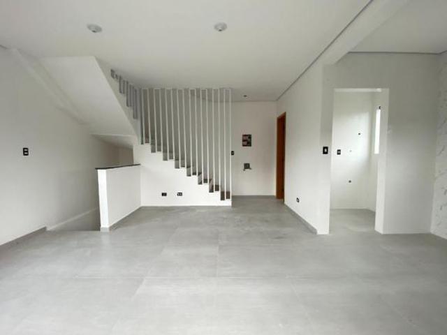 Casa Nova em Villagio com 2 Suites, Vila São Jorge Santos