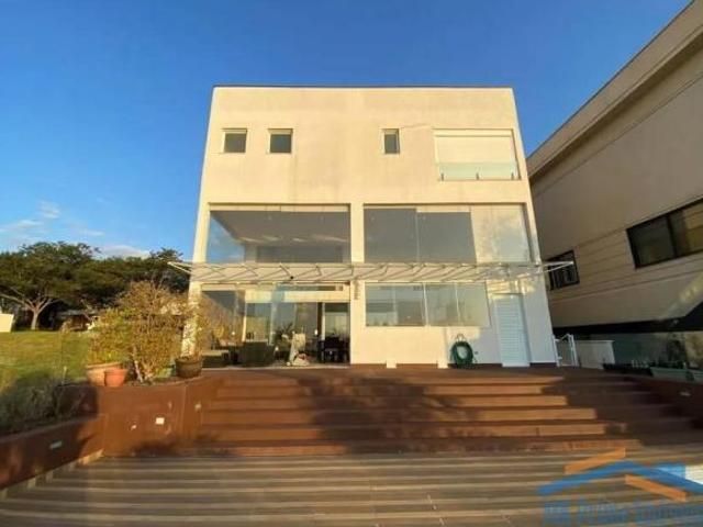 Casa Nova Mobiliada à Venda no Condomínio Gênesis II sendo 510m² Terreno