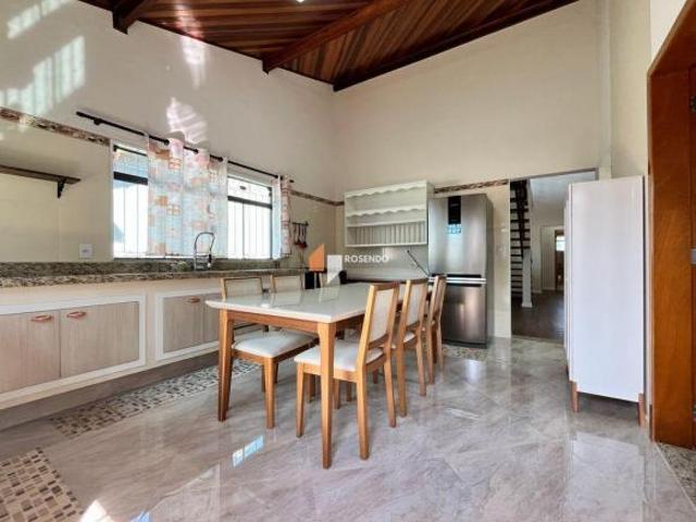 Casa Nova no Centro de Salesópolis – Conforto, Estilo e Excelente Localização!