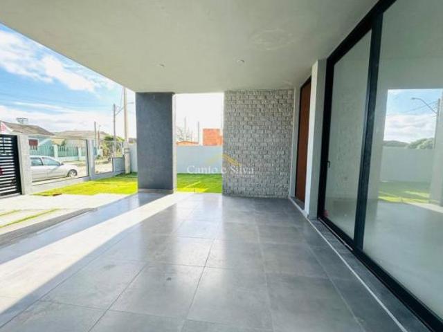 Casa nova na Praia de Atlântida Sul