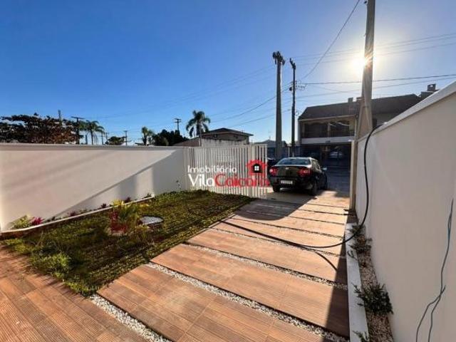 Casa nova na quadra do mar em Santa Terezinha