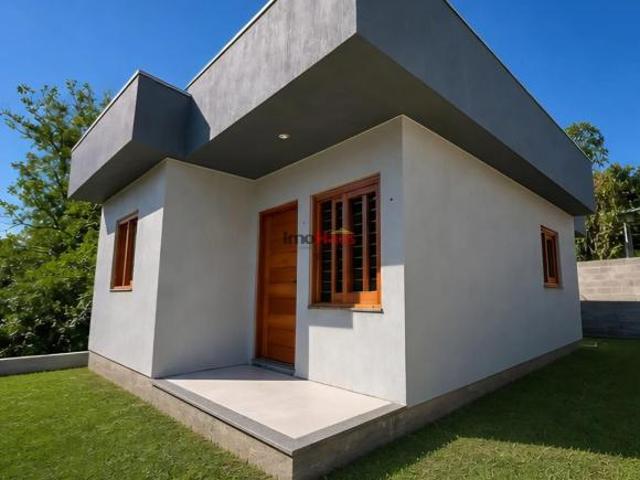 Casa nova pronta para morar no bairro Rothmann