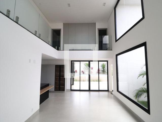 Casa, Nova Uberlândia, 3 Quartos, 312 m2 Uberlândia