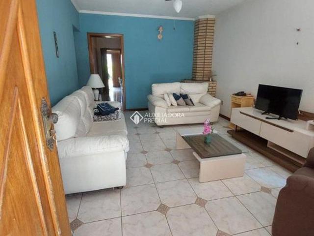 CASA ÓTIMA EM TERRENO ÚNICO, JARDIM PLANALTO