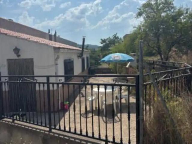 Casa o chalet de alquiler en Molinicos, Albacete