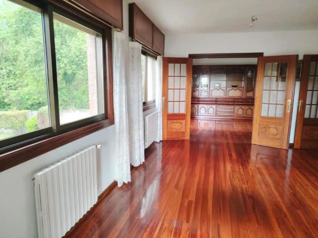 Casa o chalet de alquiler en Navia, Vigo