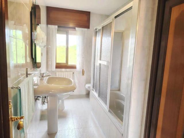 Casa o chalet de alquiler en Navia, Vigo