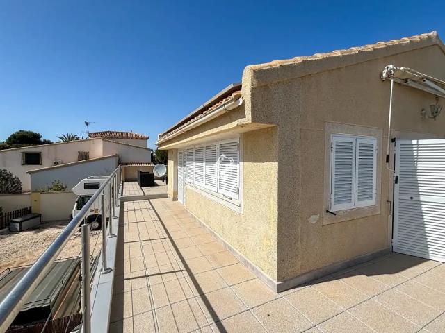 Casa o chalet de alquiler en Cabo Roig, Orihuela