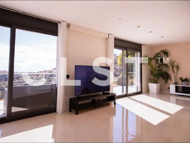 Casa o chalet de alquiler en Carrer Dels Caçadors, Alella, Barcelona