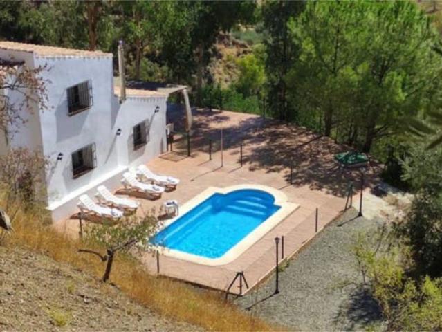 Casa o chalet de alquiler en Colmenar, Málaga