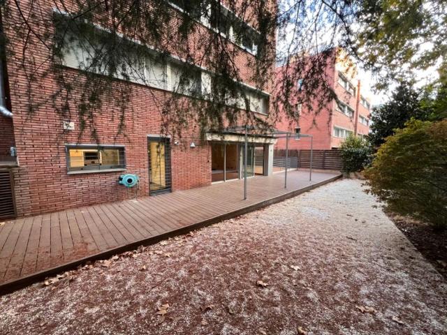 Casa o chalet de alquiler en Les Tres Torres, Barcelona Capital