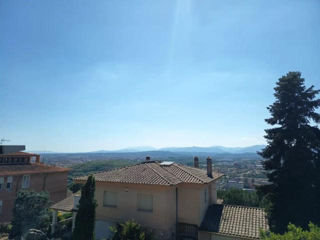 Casa o chalet de alquiler en Peius Pascual I Carbó, Montjuïc, Girona Capital