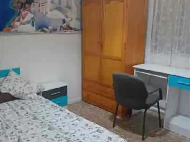 Casa o chalet de alquiler en Rosaleda Juventud, Granada Capital