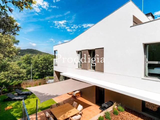 Casa o chalet de alquiler en Vallvidrera Tibidabo Les Planes, Barcelona Capital