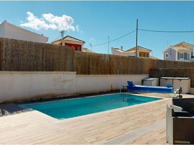 CASA O CHALET INDEPENDIENTE EN VENTA EN RM 620 s/n LORCA