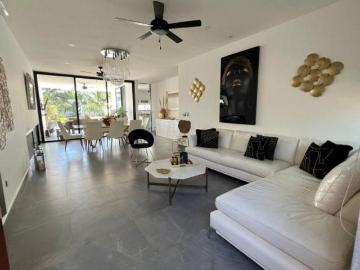 Casa con 682 m² de superficie de terreno, 3 habitaciones en venta, Conkal Privada Arbórea