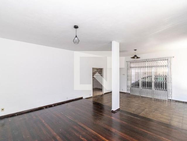 Casa, Olaria, 4 Quartos, 300 m2 Rio de Janeiro